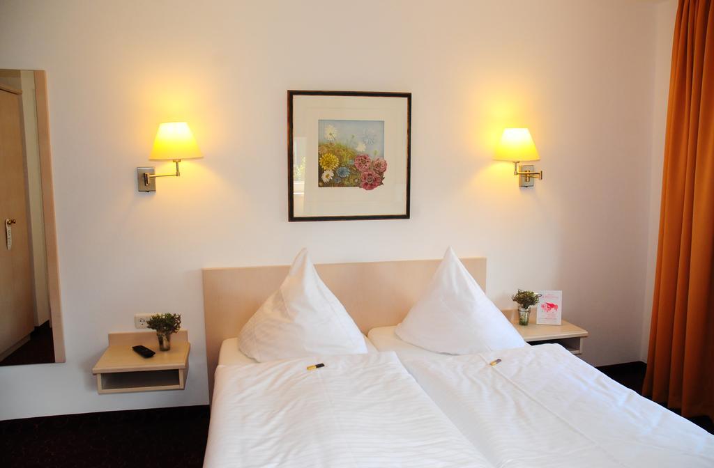 Hotel Blankenese Hamburg Ngoại thất bức ảnh