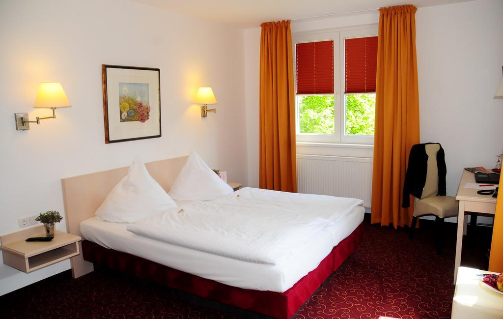 Hotel Blankenese Hamburg Ngoại thất bức ảnh